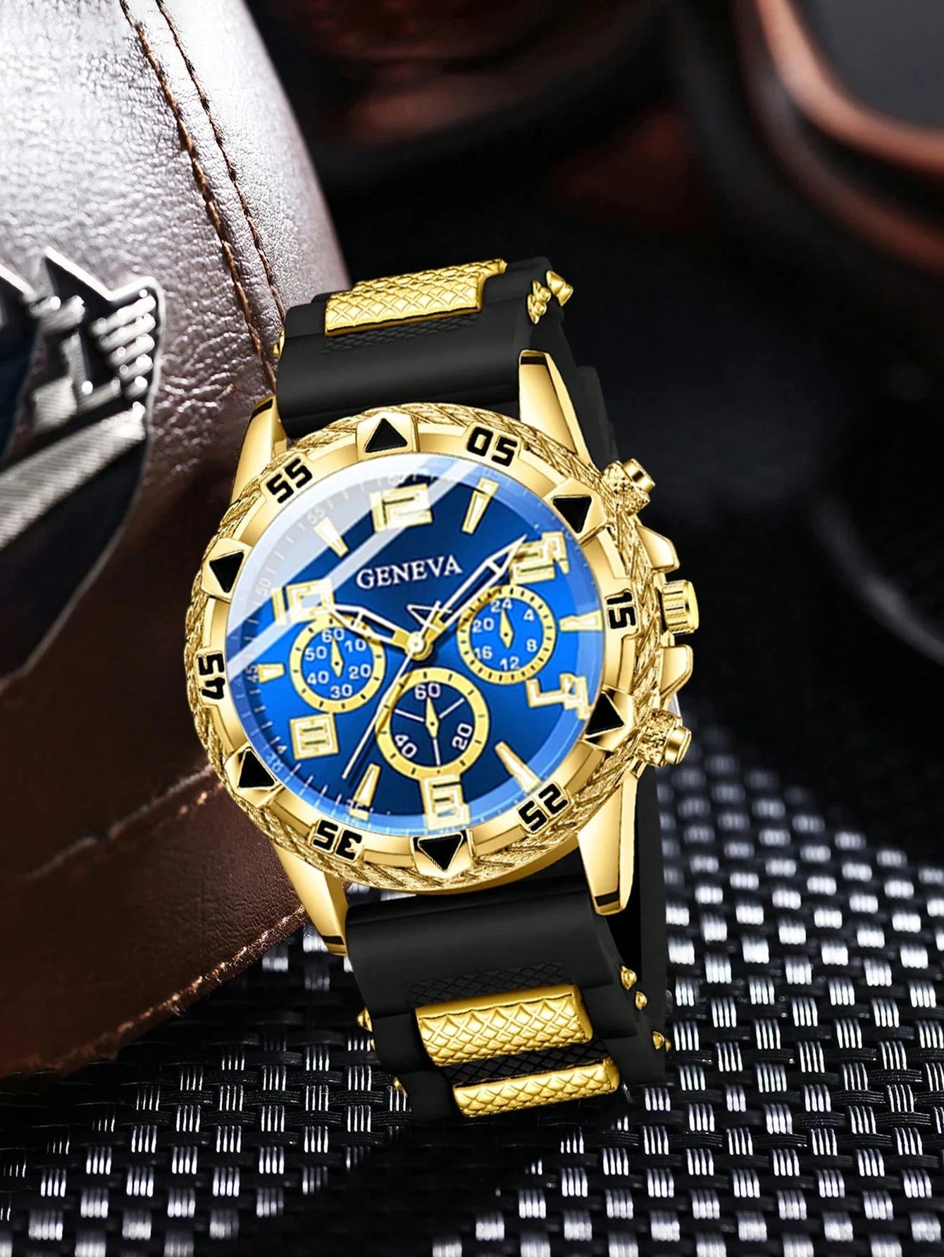 Men's Silicone Strap Quartz Watch